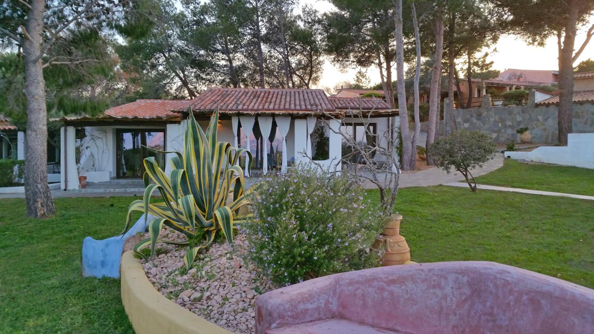 Ollastu Hotel 4*